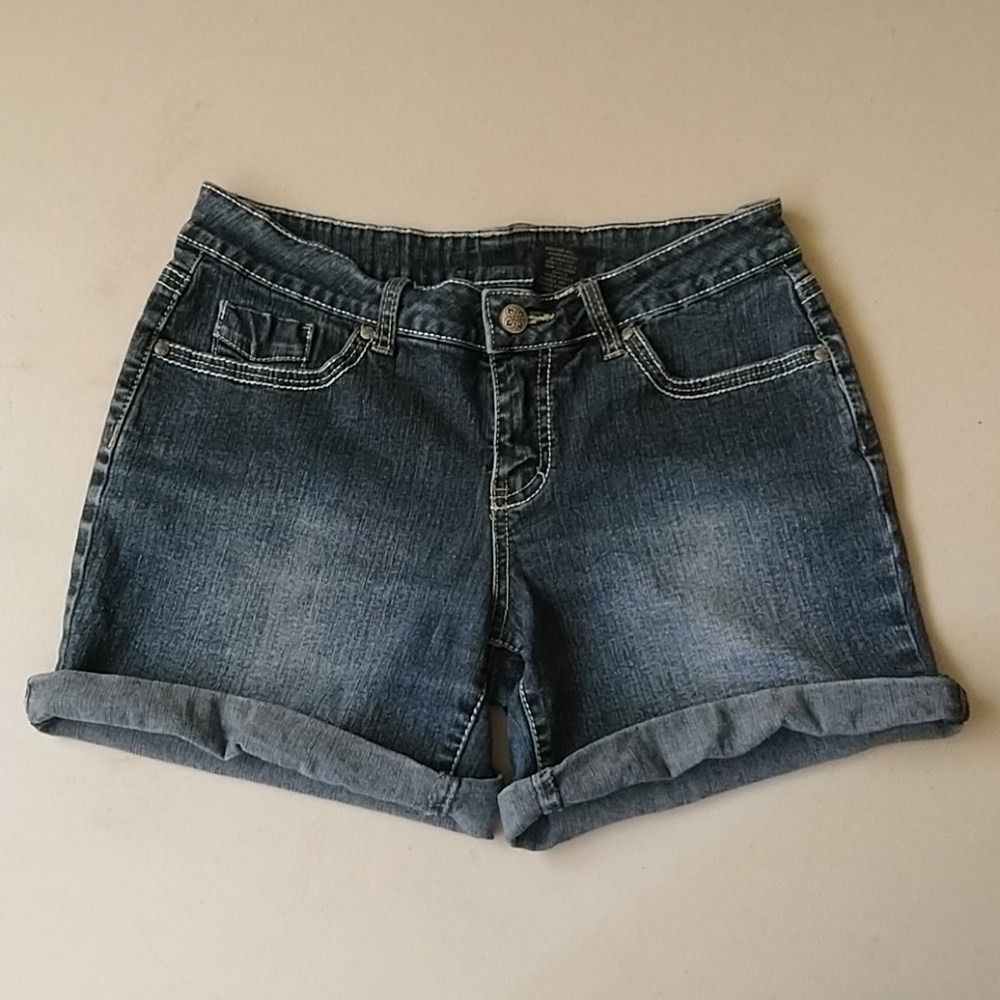5/$25 V. S. H. Jean Shorts